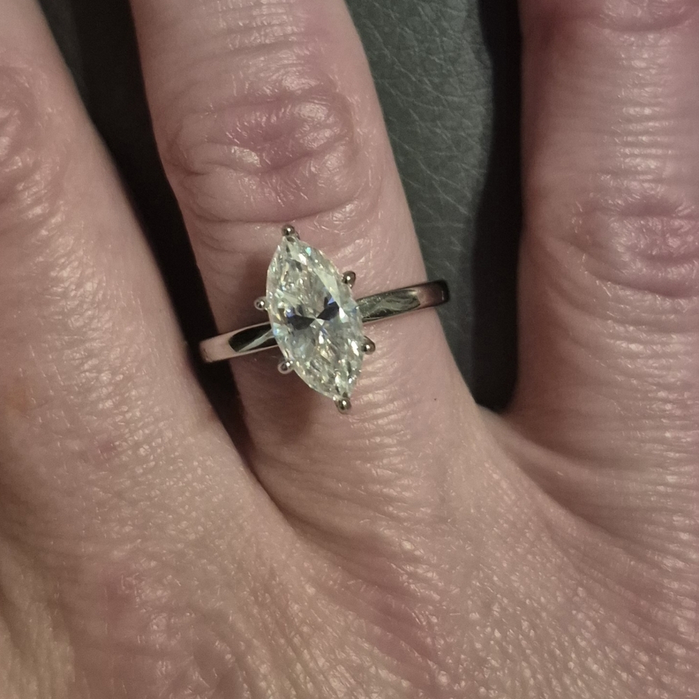 VVS1 Clarity 2 Carat* Marquise Cut ELongated Moissanite Ring Size 6